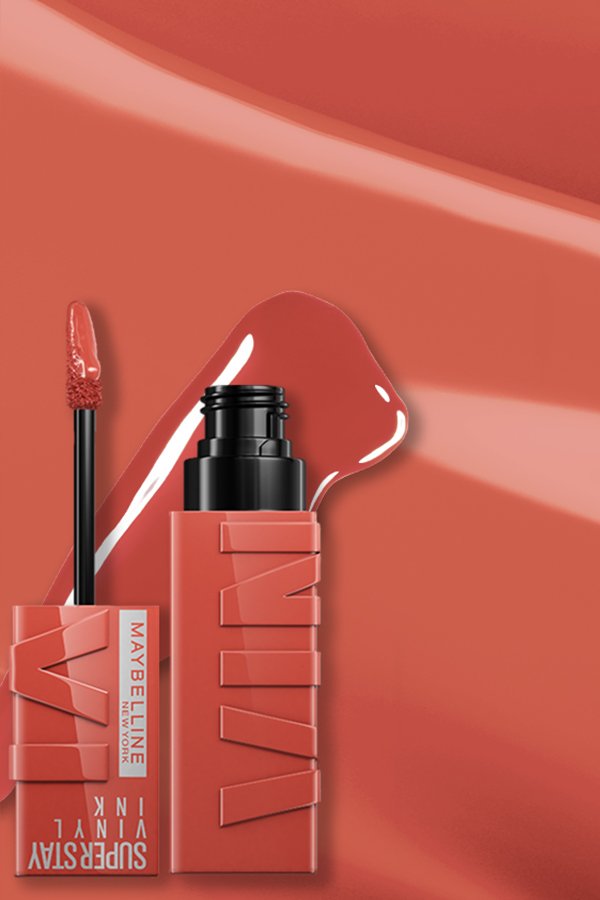Maybelline Perfector 4-in-1 product packshot, on light pink background