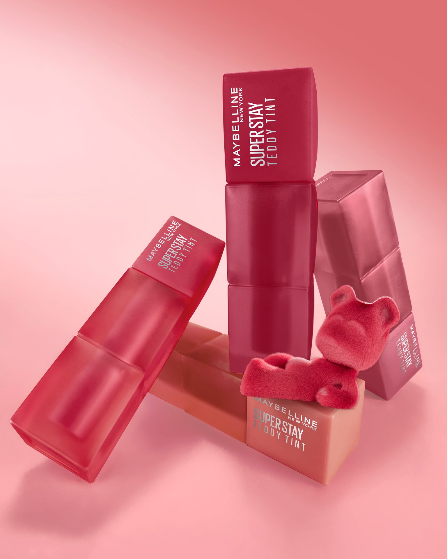 Shot03 TeddyTint 027 MAIN Focus08 alt (1)