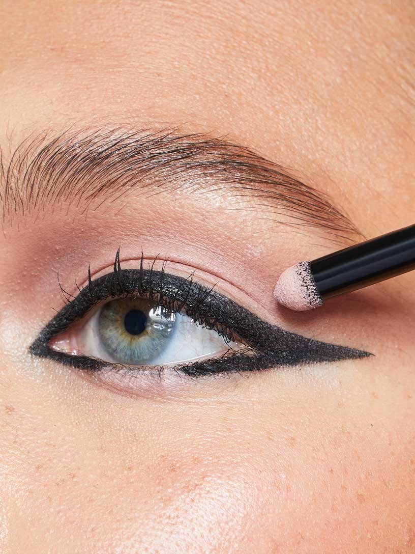 How to do open winged eyeliner Tips by Maybelline Master
